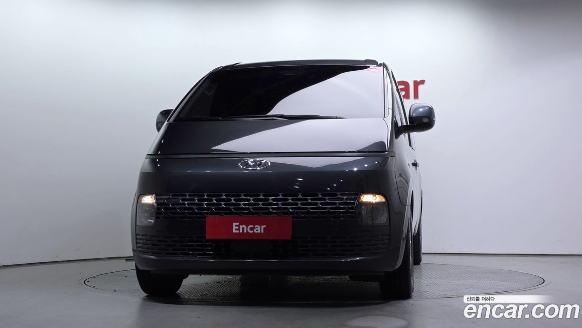 Hyundai Staria 2022