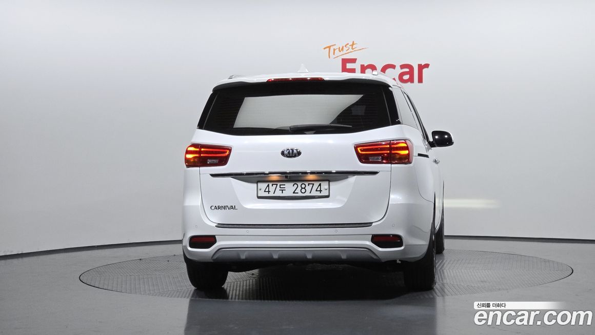 Kia Canival 2019