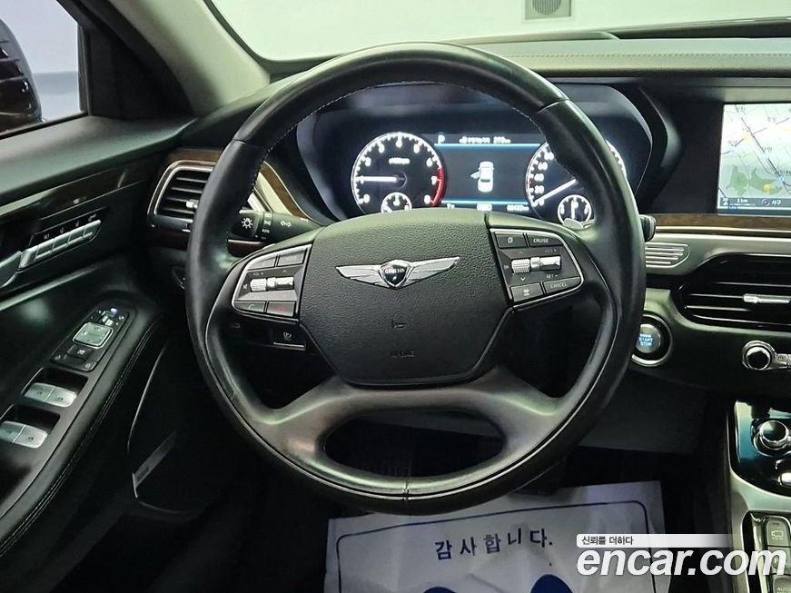 Genesis EQ900 2016