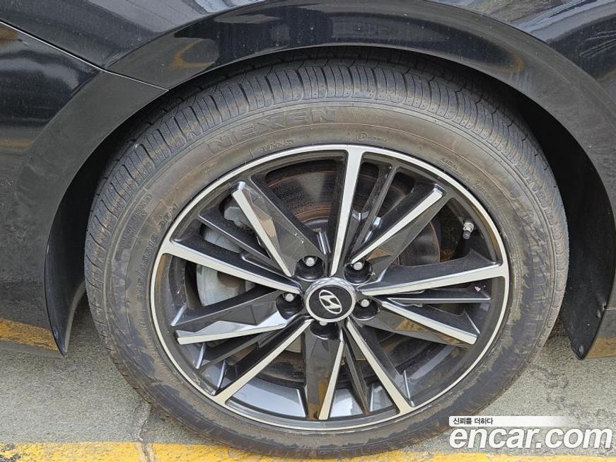 Hyundai Grandeur 2021