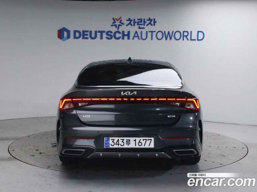 Kia K5 2023