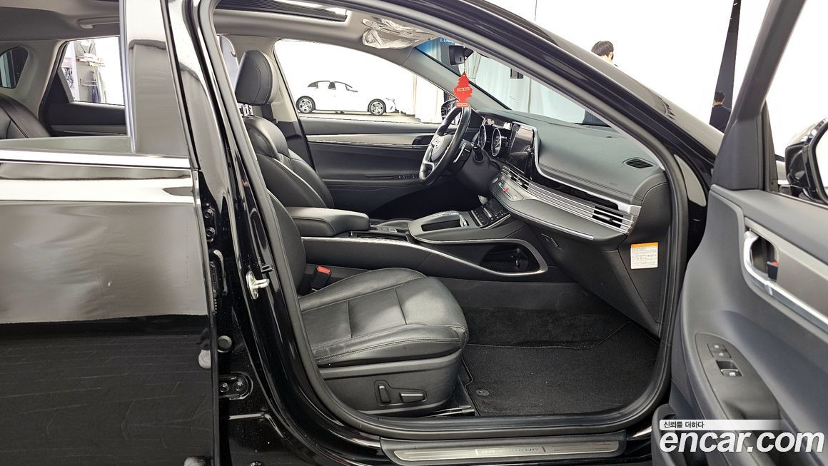 Hyundai Grandeur 2020