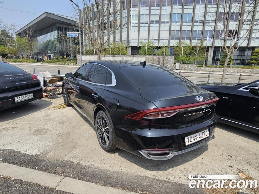 Hyundai Grandeur 2021