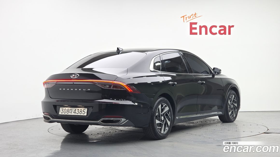 Hyundai Grandeur 2021