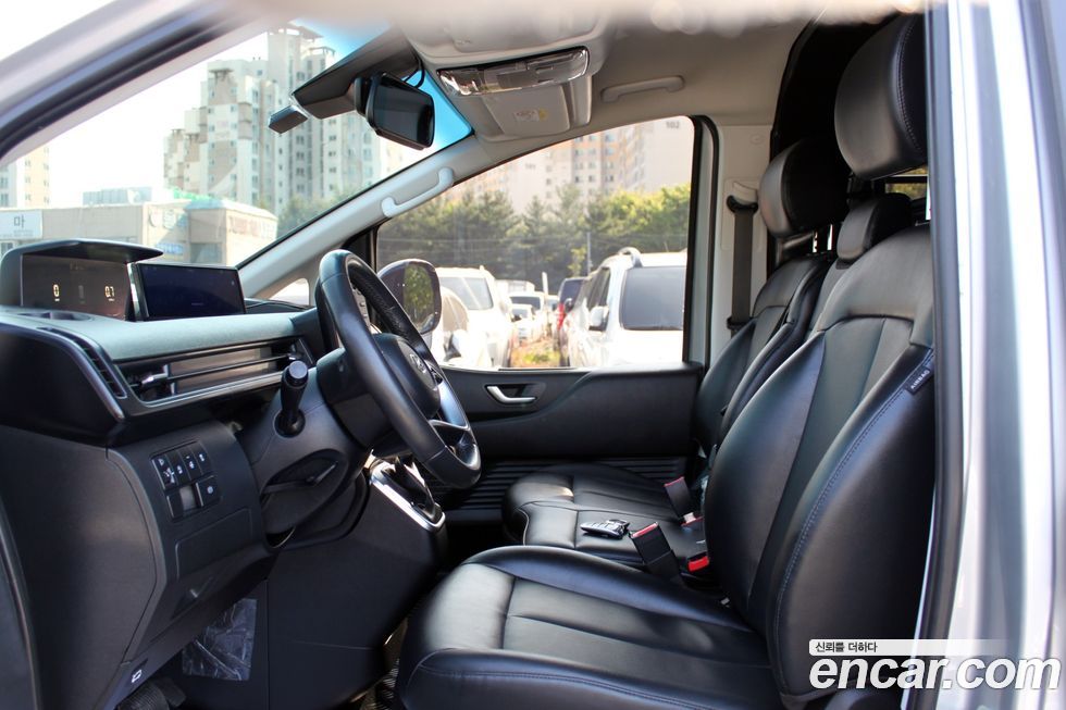 Hyundai Staria 2023