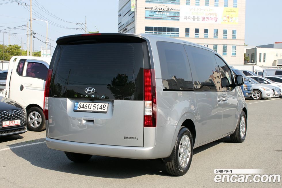 Hyundai Staria 2023