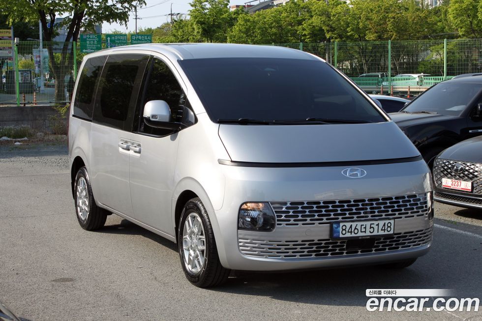 Hyundai Staria 2023