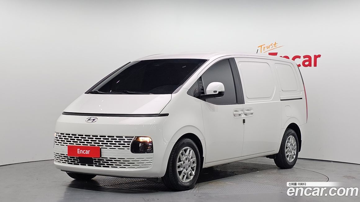 Hyundai Staria 2024