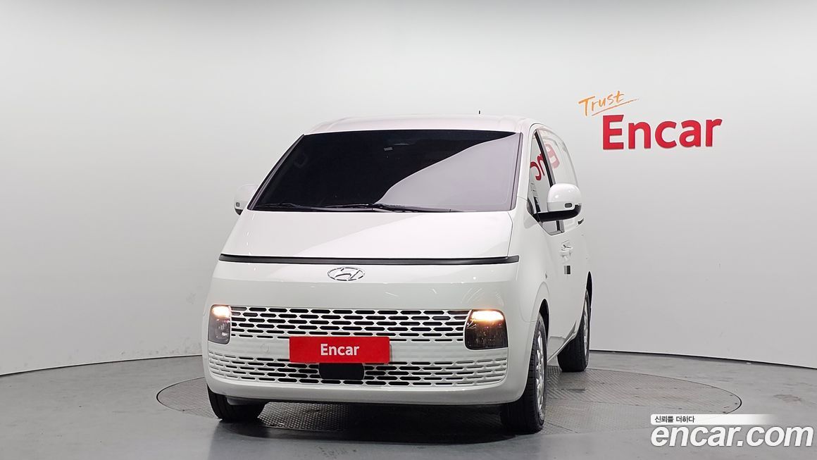 Hyundai Staria 2024