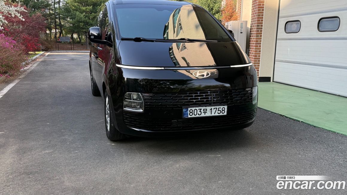 Hyundai Staria 2025