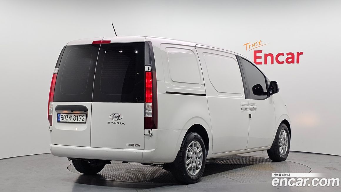 Hyundai Staria 2024