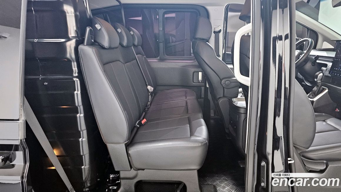 Hyundai Staria 2023