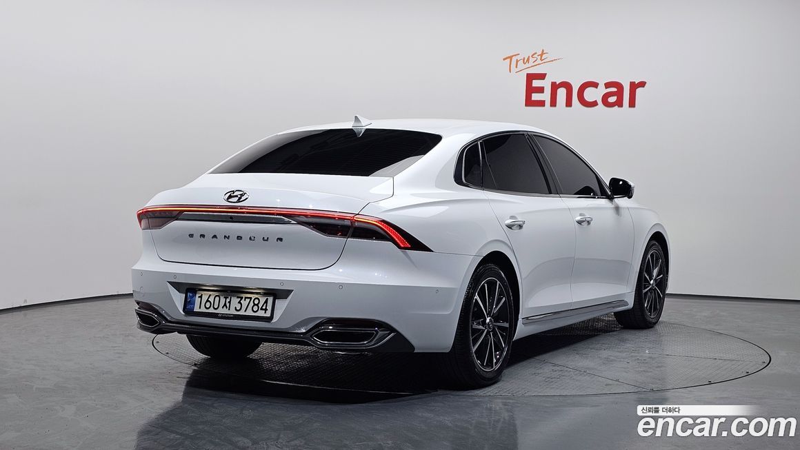 Hyundai Grandeur 2022