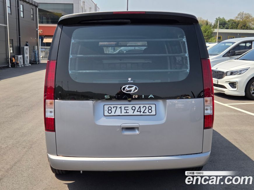 Hyundai Staria 2023