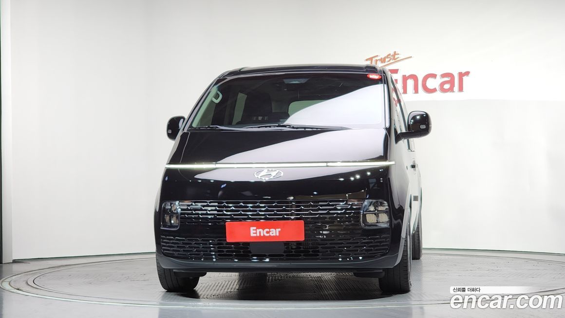 Hyundai Staria 2022