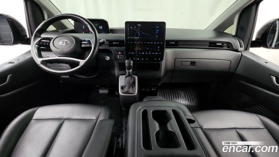 Hyundai Staria 2022