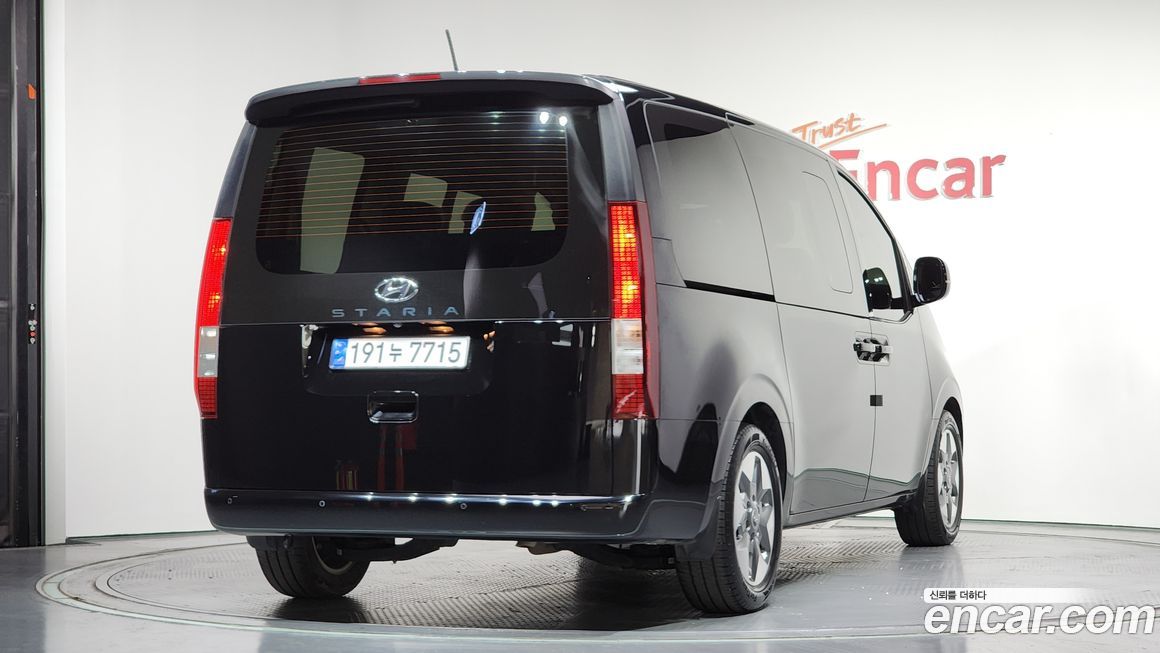 Hyundai Staria 2022