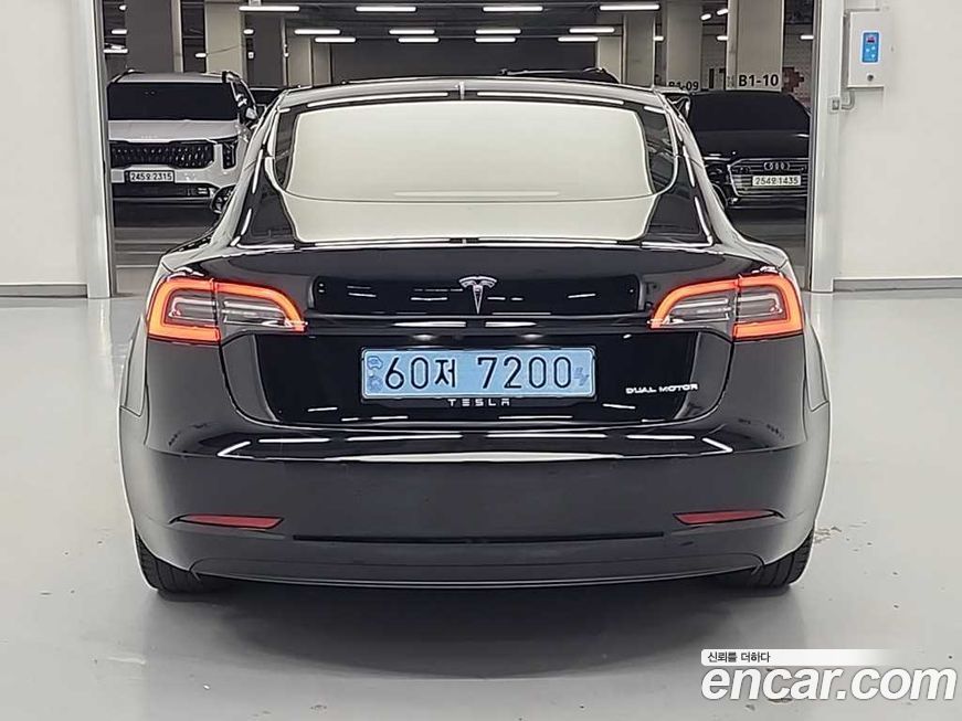Tesla Model 3 2021