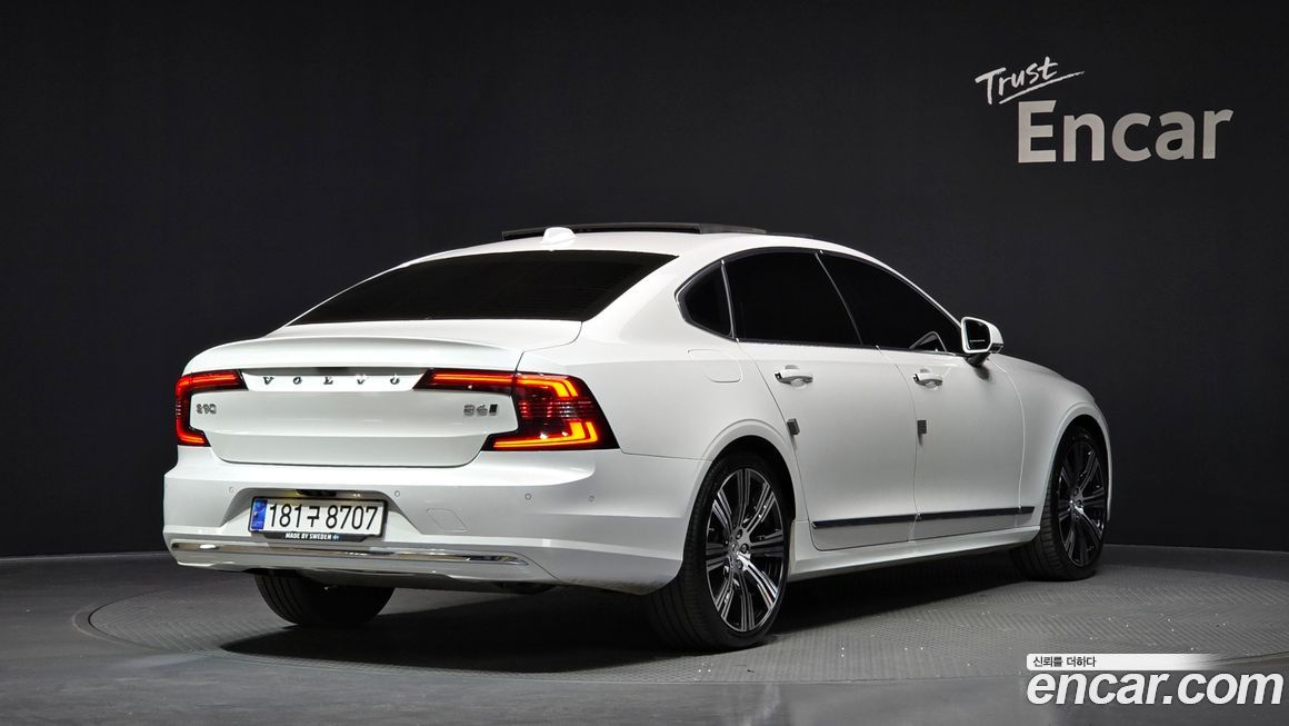 Volvo S90 2021