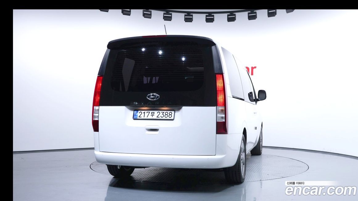 Hyundai Staria 2024