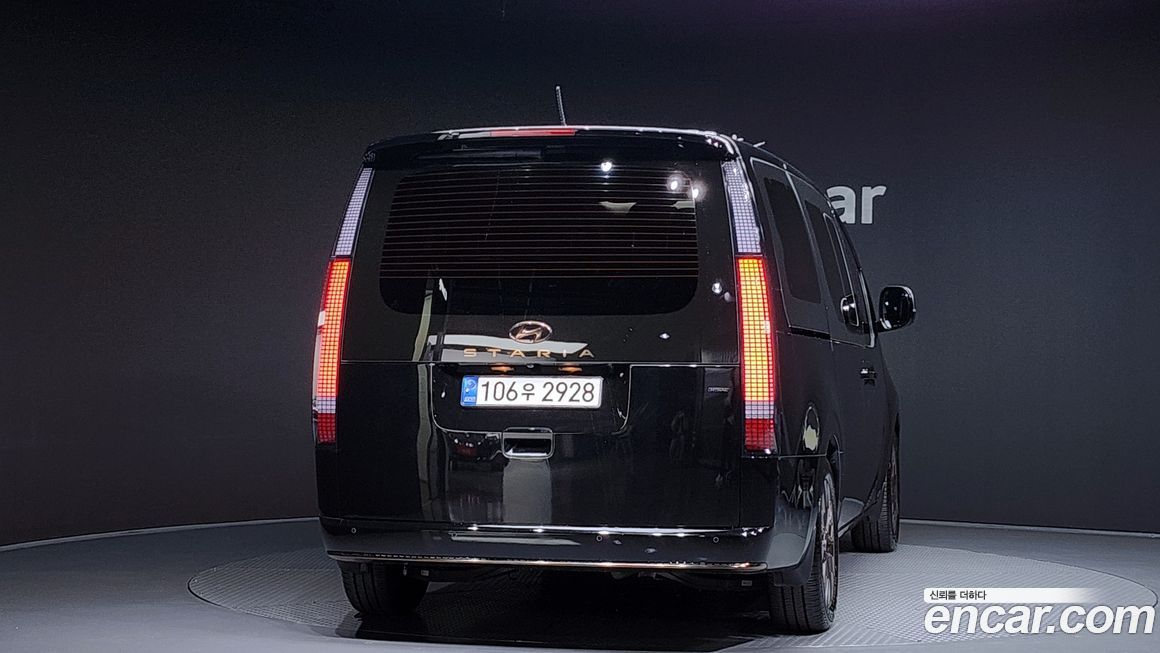 Hyundai Staria 2022