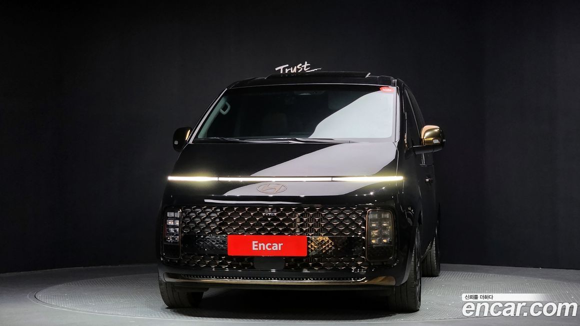 Hyundai Staria 2025