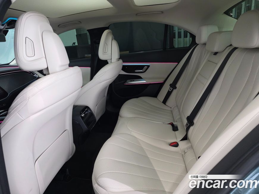 Mercedes-Benz E-Class 2025