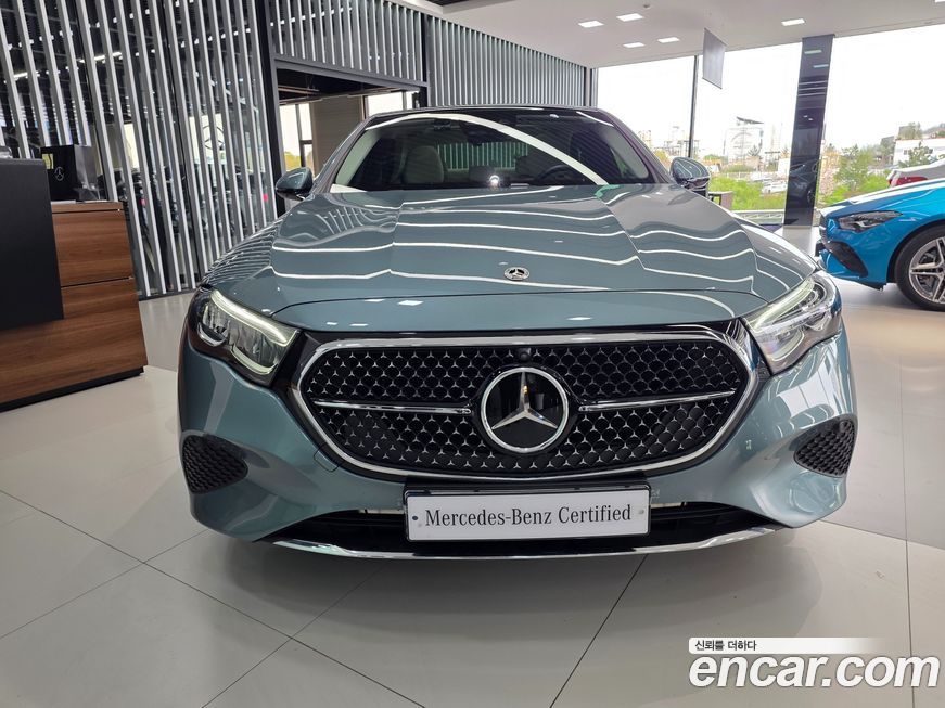 Mercedes-Benz E-Class 2025