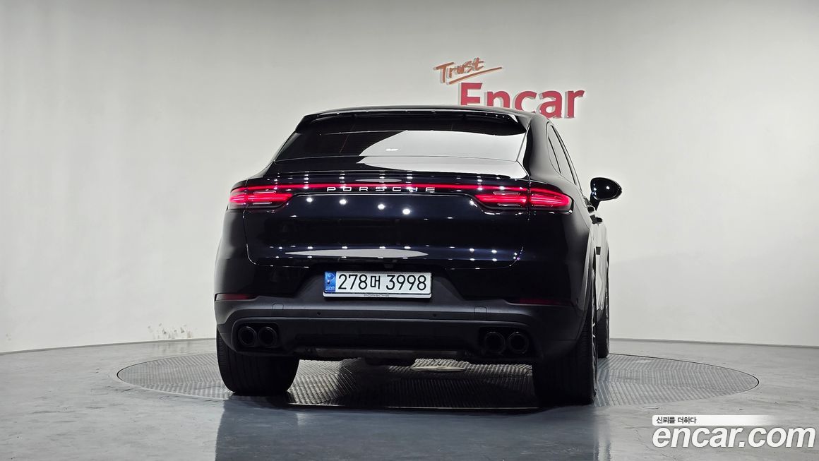 Porsche Cayenne 2022