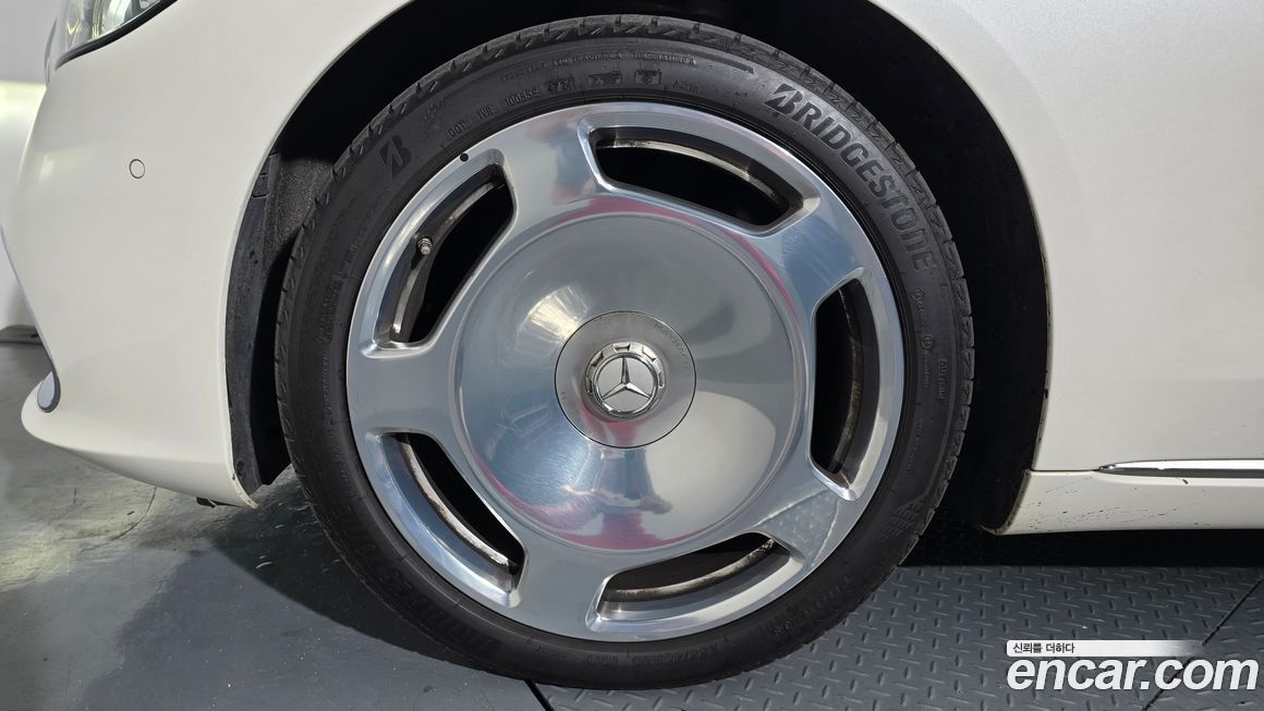 Mercedes-Benz S-Class 2022