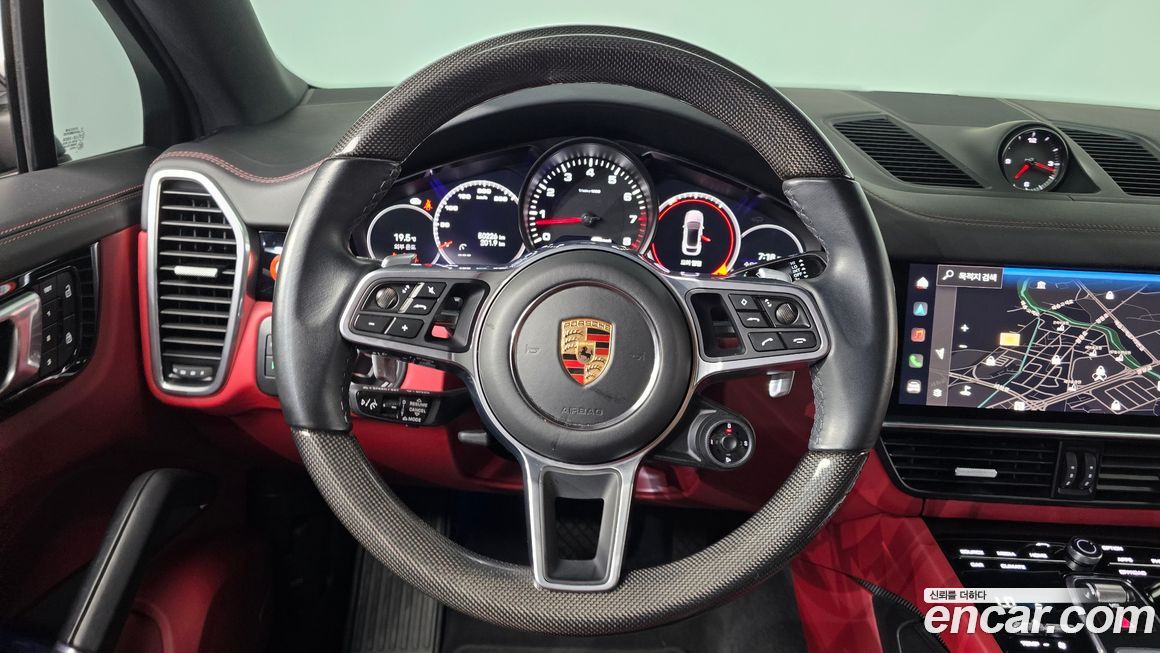 Porsche Cayenne 2022