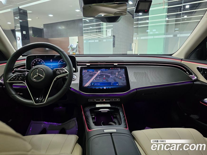 Mercedes-Benz E-Class 2025