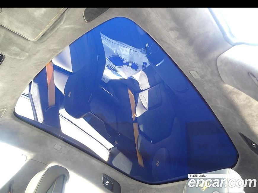 Ferrari Purosangue 2025