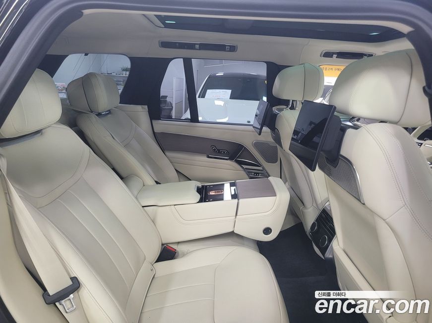 Land Rover Range Rover 2025