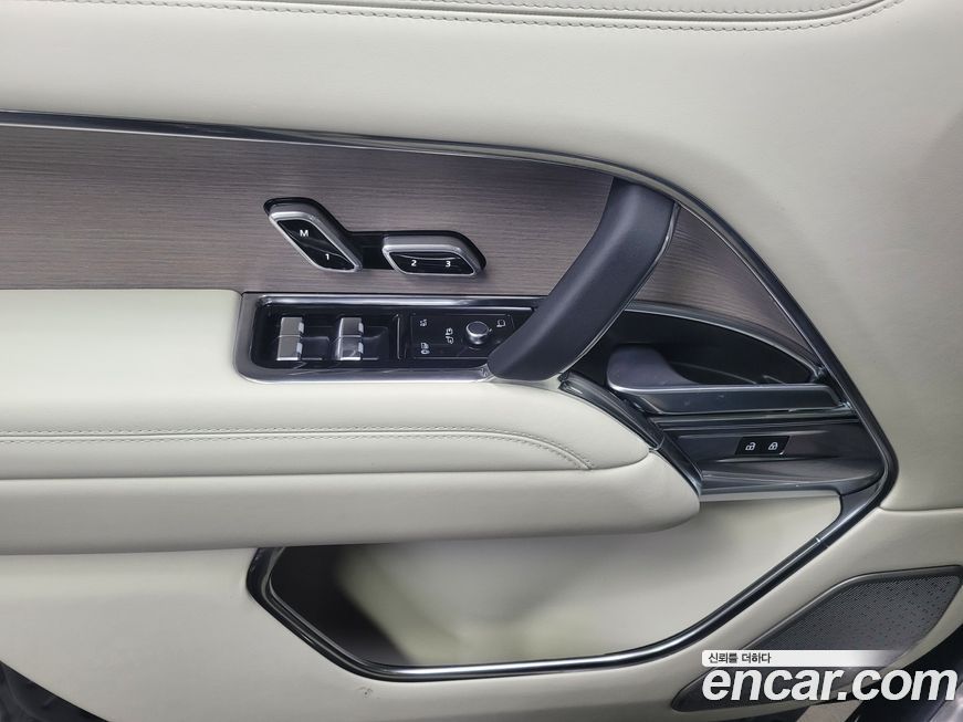 Land Rover Range Rover 2025