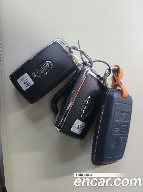 Land Rover Range Rover 2025