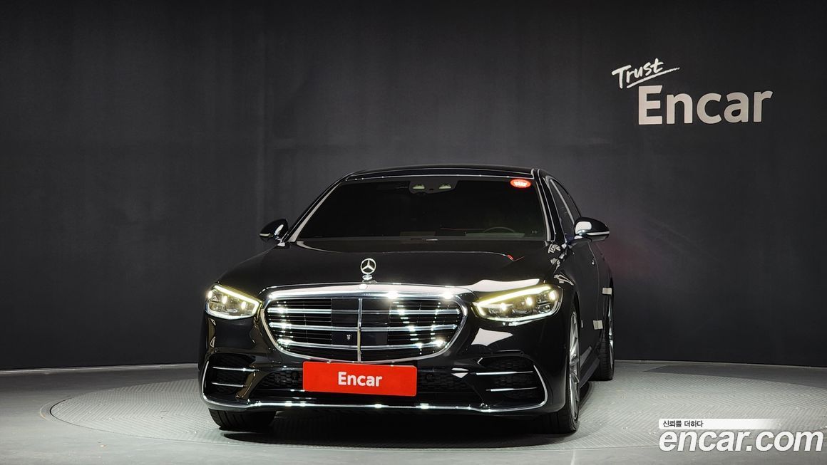 Mercedes-Benz S-Class 2021