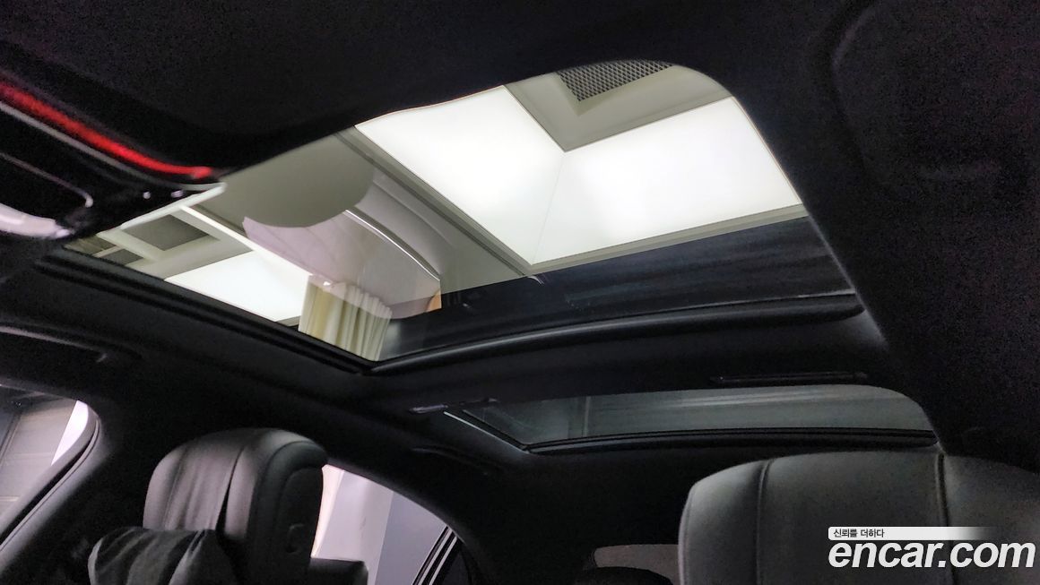 Mercedes-Benz S-Class 2021