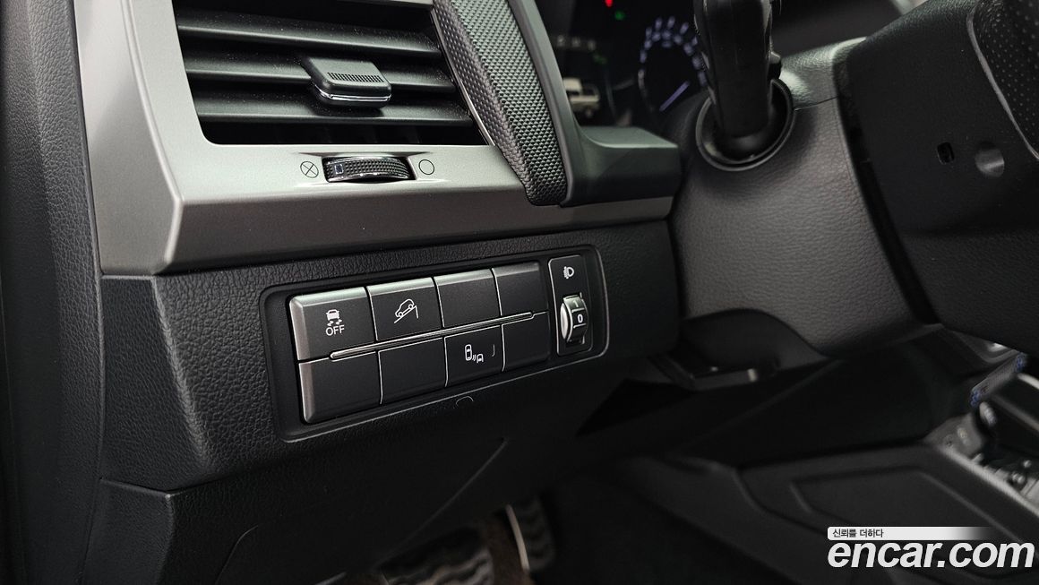 KG_Mobility_Ssangyong Rexton 2019