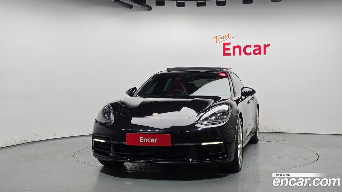 Porsche Panamera 2020