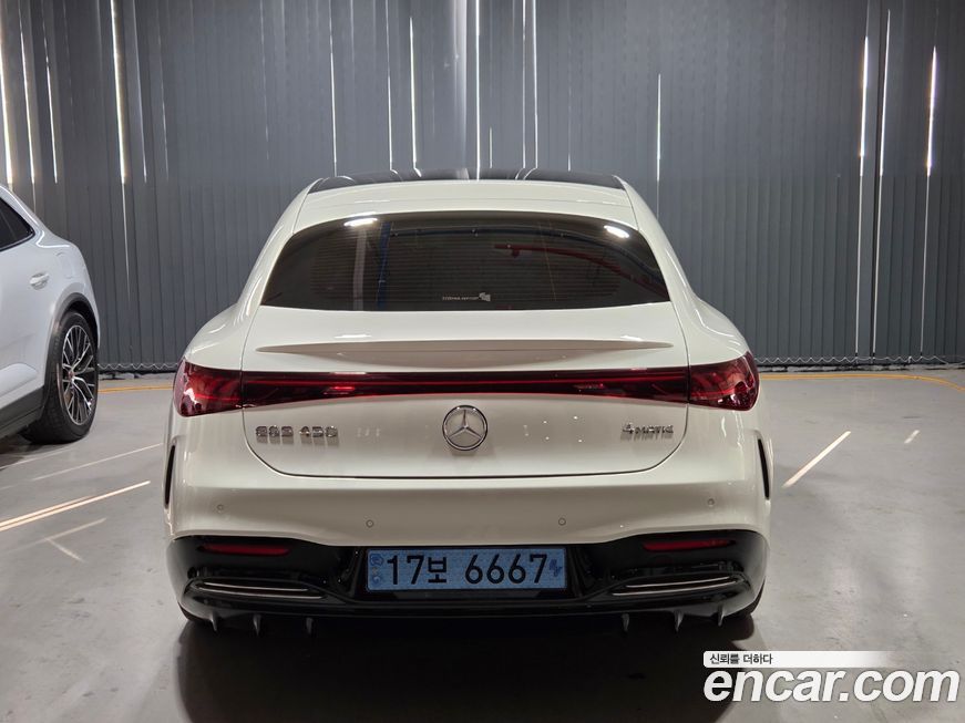 Mercedes-Benz EQS 2023