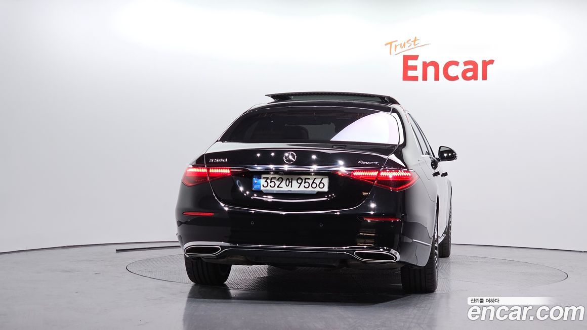 Mercedes-Benz S-Class 2021