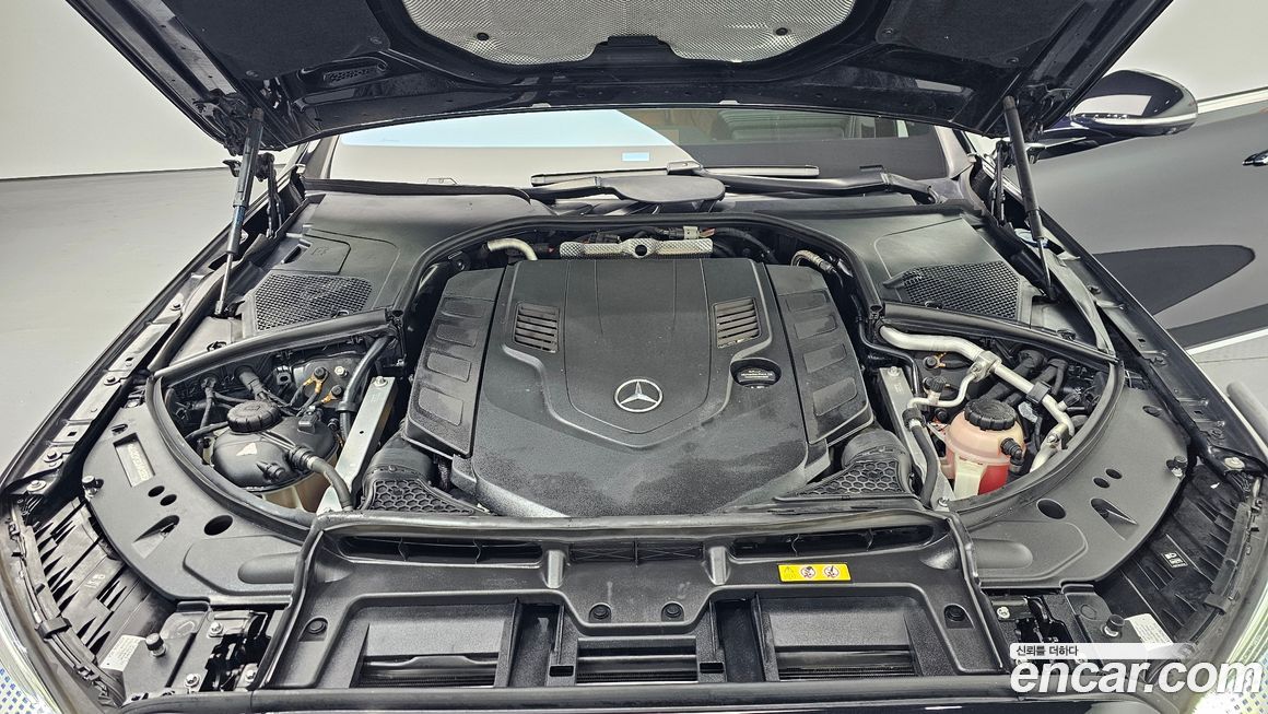 Mercedes-Benz S-Class 2021