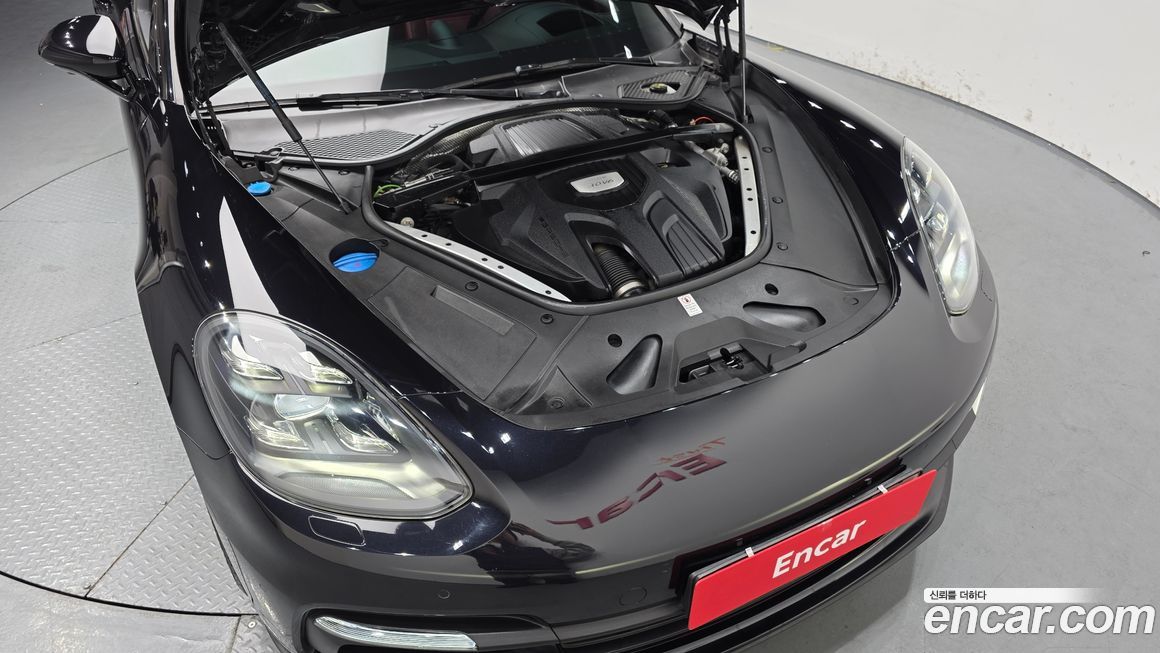 Porsche Panamera 2020