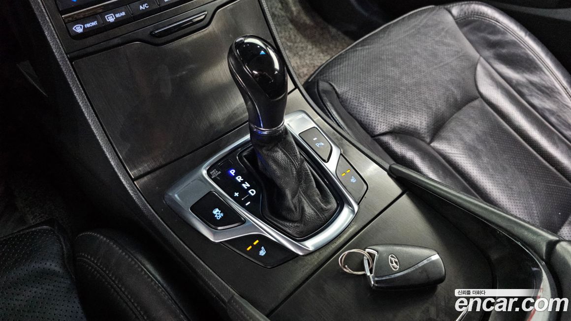 Hyundai Grandeur 2015