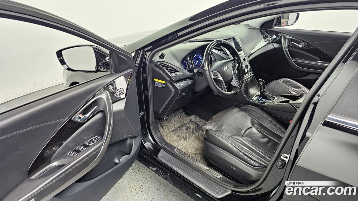 Hyundai Grandeur 2015