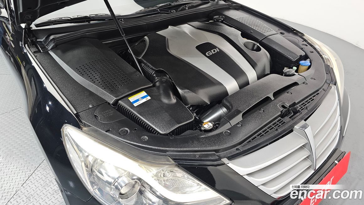 Hyundai Genesis 2012