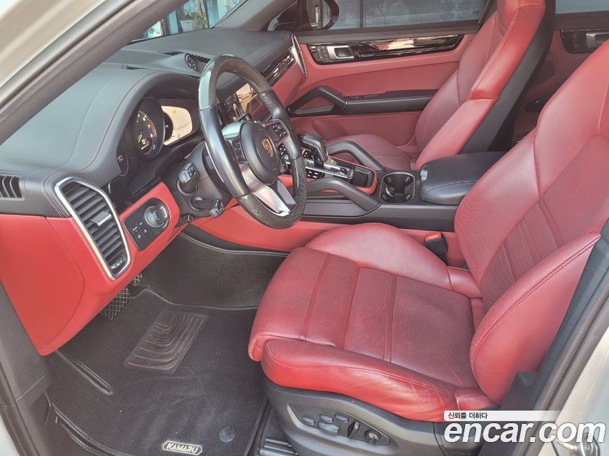 Porsche Cayenne 2022