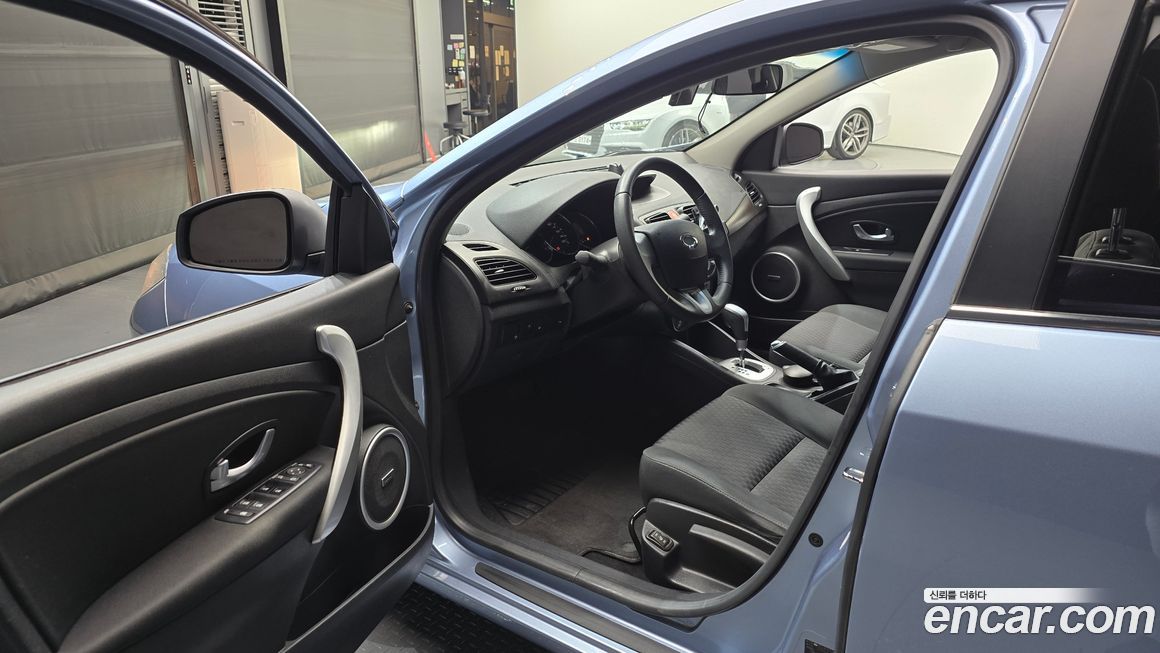 Renault-KoreaSamsung SM3 2010