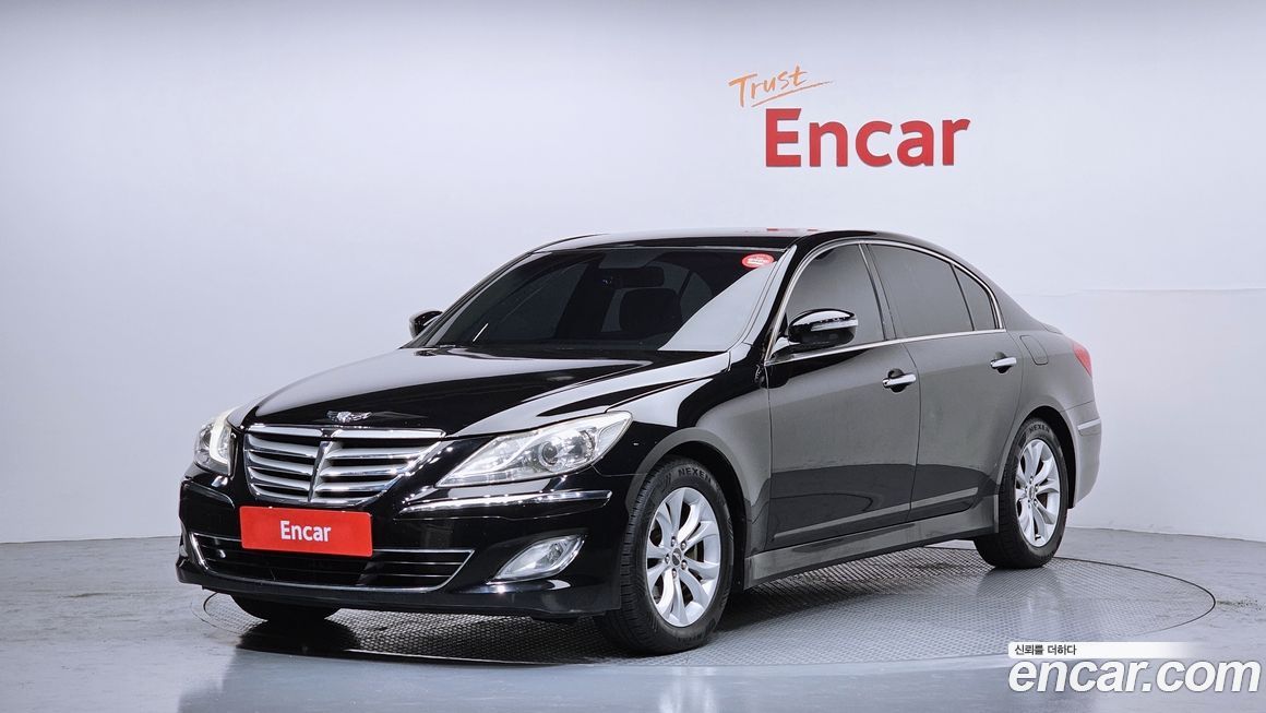 Hyundai Genesis 2012